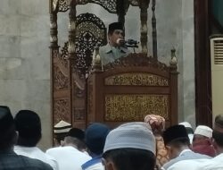 Bawakan Ceramah di Malam Ketiga Ramadhan, Wabup Saiful Arif Ajak Umat Muslim “One Day One Juz”