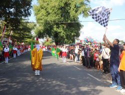 Bupati Basli Ali bersama Unsur Forkopimda melepas Peserta Gerak Jalan Ceria Dalam Rangka HUT RI Ke 79