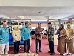 Usaha Keras Bupati Natsir Ali Genjot Pembangunan Daerahnya, Temui Rektor Unhas