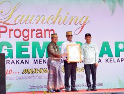 Mentan Andi Amran Sulaiman Dianugerahi  Gelar Adat To Anjarrekiyya Ri Kontutoje