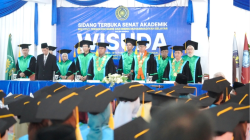 73 Lulusan Perdana ITSBM Selayar Resmi Diwisuda